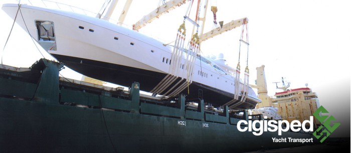 Spedizione di una barca con le aziende di Singapore